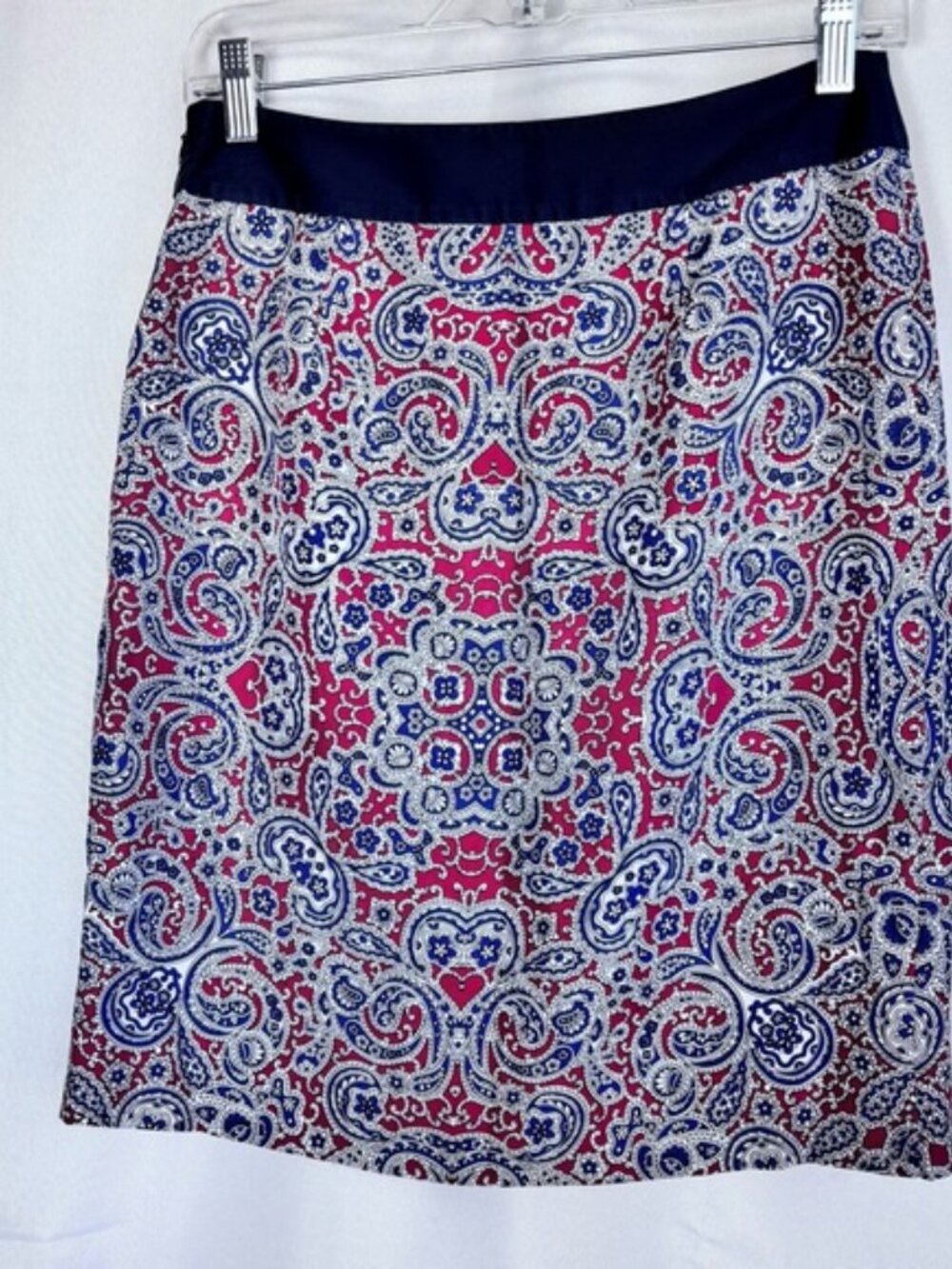 Brooks Brothers 100% Silk Paisley print Pencil Skirt Navy Red White Size 2 Lined - Picture 3 of 10